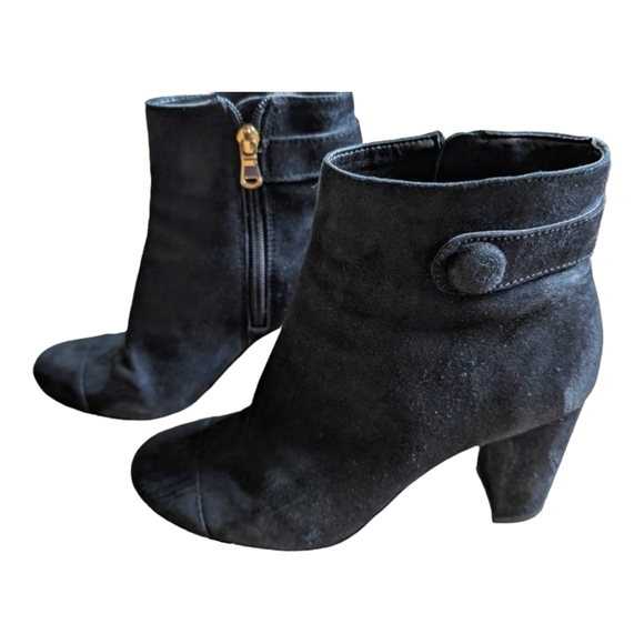 Ann Taylor Size 7.5 Black Suede Imogen Block Heel Zip Up Ankle Bootie Boot - Picture 1 of 7